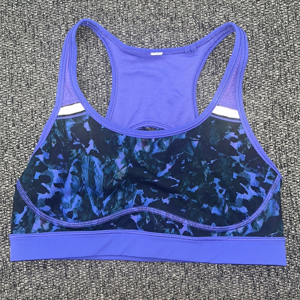 Lululemon Sweaty or Not Bra - Picture 4 of 6